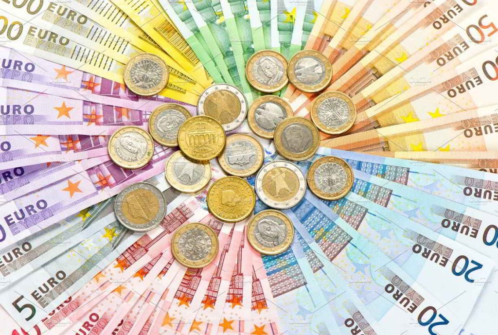 Cuida tu economía: así puedes identificar billetes falsos sin usar